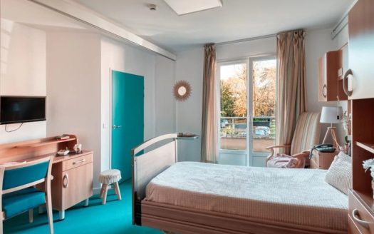 RENTAL INVESTMENT – SAINT LUBIN DES JONCHERETS – Chateau du Haut-Venay Ehpad Residence – 7.6% profitability