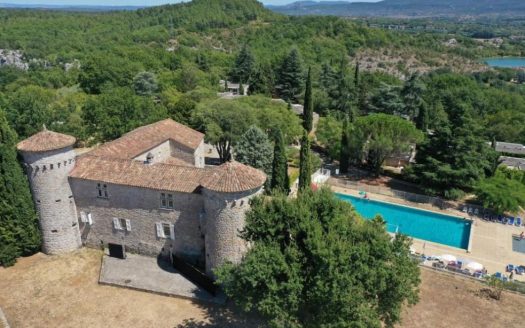 RENTAL INVESTMENT – BERRIAS AND CASTELJAU – Residence Vacances Bleues Lou Castel***- 7.23% profitability