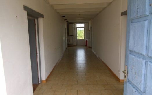 STONE LONGÈRE TO RENOVATE – OUTBUILDINGS – 3,945 M² PLOT