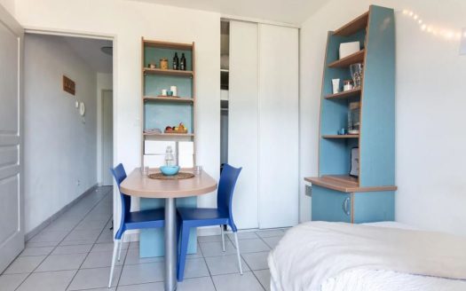RENTAL INVESTMENT – BRON – Nomad Campus Nova Park Student Residence – 5.74% return
