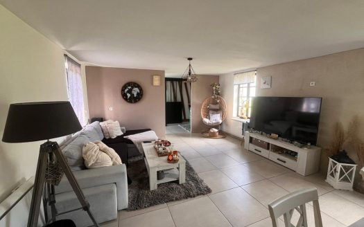 134sqm house on 675 sqm garden