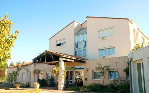 RENTAL INVESTMENT – LOULAY – EHPAD Residence Les Jardins de Loulay – 7% profitability
