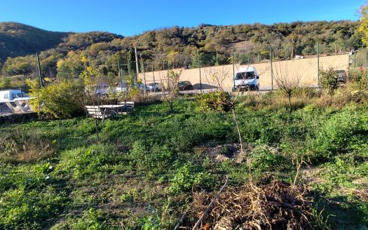 340 sqm building plot outside any housing estate