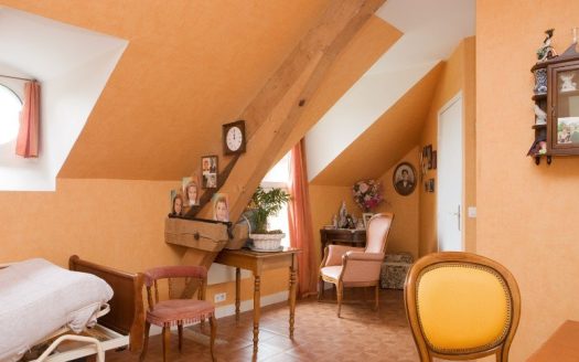 RENTAL INVESTMENT – VAUGRIGNEUSE – Ehpad Chateau Fontaine aux Cossons Residence – 8.07% profitability