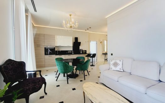 Exceptional Sea View Apartment – Designer Renovation – Garage Included – Minutes from Monaco
