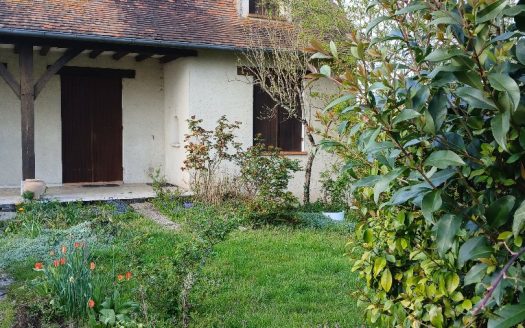 Authentique Périgourdine avec vue dégagée – 5 chambres et 110 sqm de sous-sol