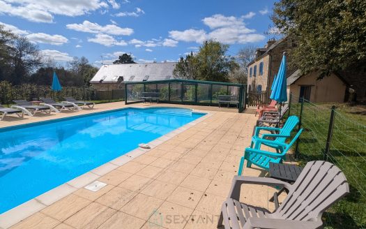 Spacious 265 sqm stone house – 8 bedrooms – high accommodation capacity – ideal for guesthouse or large family home