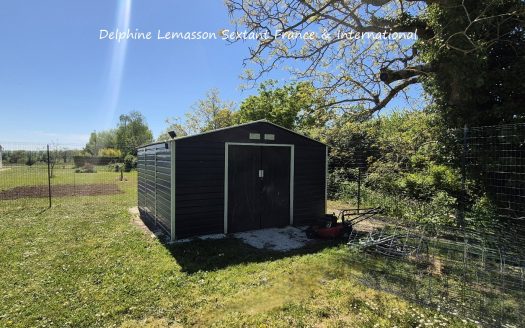 Modern Home with Countryside Setting, 3 bedrooms, enclosed garden