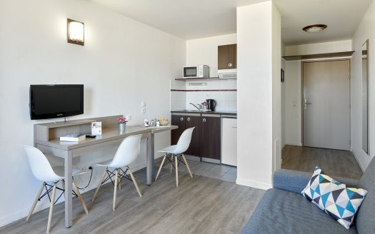 RENTAL INVESTMENT – ST-CYR-L'ECOLE – Zenitude Versailles Business Residence, Saint-Cyr-l'Ecole – 6,69 % return