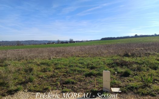 Beautiful land to built nearby Bergerac