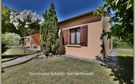 Semi detached house all on the ground floor in Marmande city, garage, 3 bedrooms
