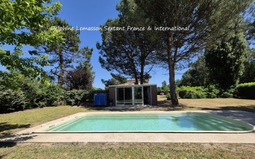 Large countryside property 35 Minutes to Bordeaux, Gironde
