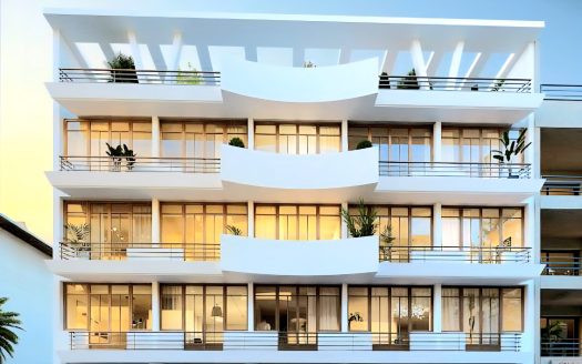 Juan-les-Pins – Prestigious Residence 50 Metres from the Beach – Studio – Top Floor