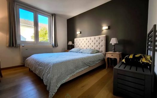 CAREFULLY RENOVATED HOUSEIN THE HEART OF  BERGERAC