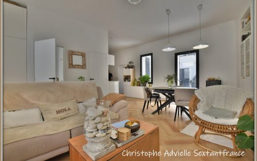 Bergerac center, detached tiny house all on the ground floor, fully renovated