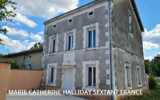 Tastefully restored family home, ideal for a family