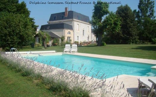 Prestigious Maison de maitre located in a village 30mns from Bergerac