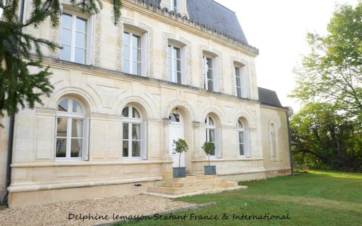 Prestigious Maison de maitre located in a village 30mns from Bergerac