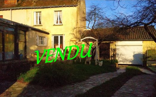 Epeigne Les Bois Village house 75sqm with enclosed garden
