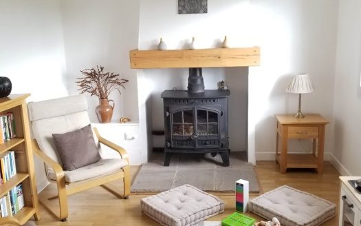 4 bedroomed property, with garden flat and heated pool