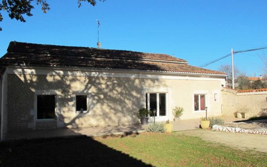 Former Renovated Cellar, 6 rooms, 320 sqm