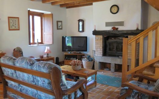 MORBIHAN Bréhan: Lovely stone country cottage with 1/2 acre of land