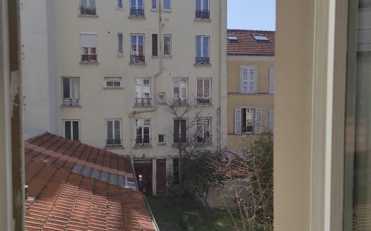 2 renovated rooms