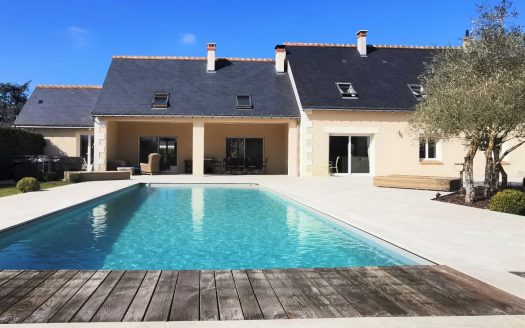 Contemporary house – great amenities