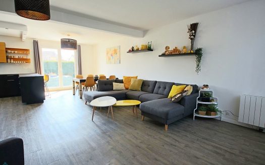 Charming house and very good quality of services, very sought after area