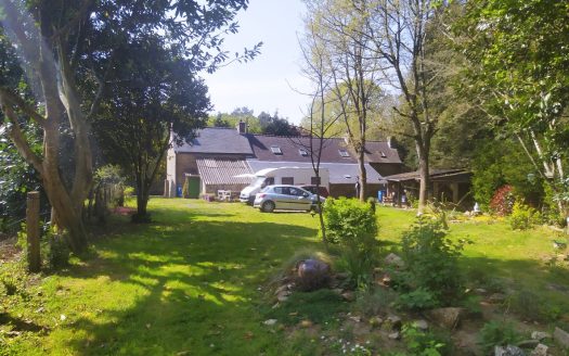 Farmhouse in Camors