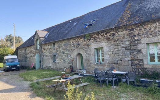 Stone property to restore on 9000sqm land