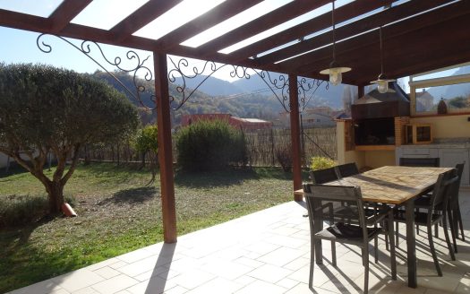 Single storey villa 6 rooms
