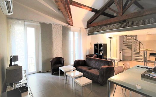 Loft-style apartment 73 sqm Cannes