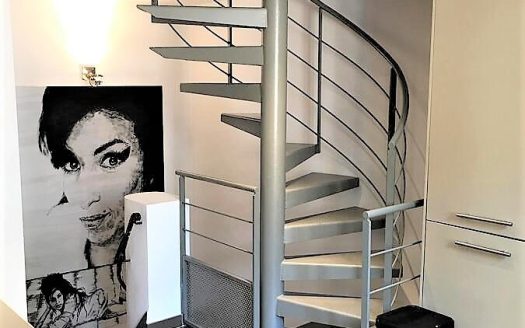 Loft-style apartment 73 sqm Cannes