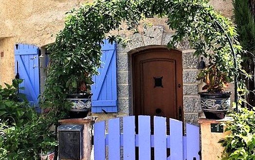Charming village house in Briançonnet