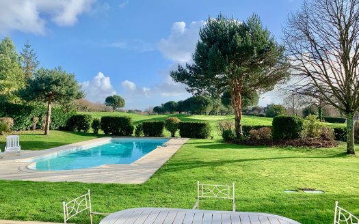Magnificent 8 rooms villa with swimming pool in the heart of La Baule International Golf