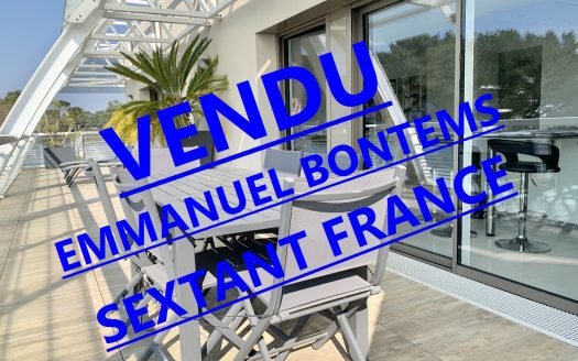 Superb T3 apartment of 127 sqm with large terrace of 66 sqm, on the 3rd and last floor of an ultra-modern Residence from 2016