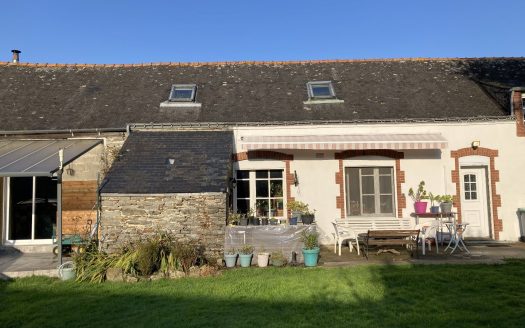 5-room house