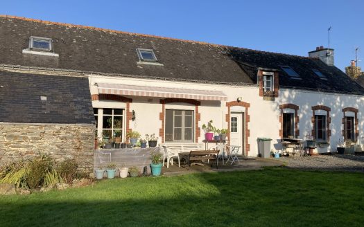 5-room house