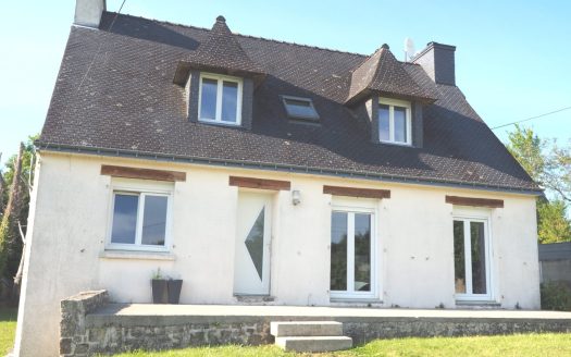 4 bedroom house + small office on full basement