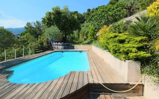 Superb provencal villa 6 rooms