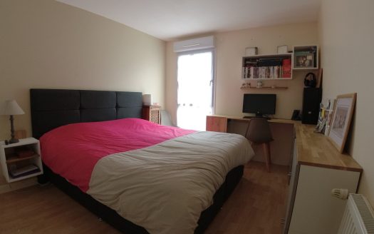 Apartment T3 75 sqm – balcony of 8M – parking