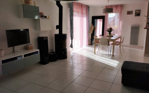 Recent house in Amboise