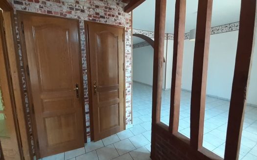 4 bedroom townhouse close to the sea