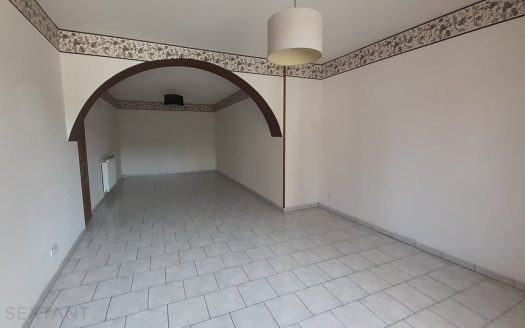 4 bedroom townhouse close to the sea