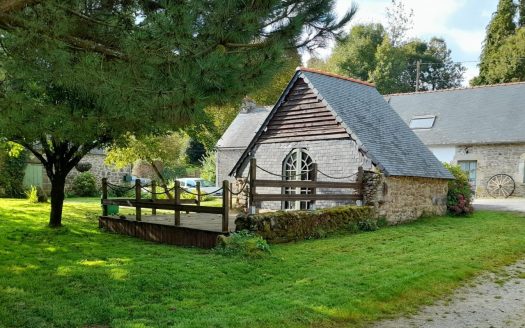 2 cottages in a pretty hamlet