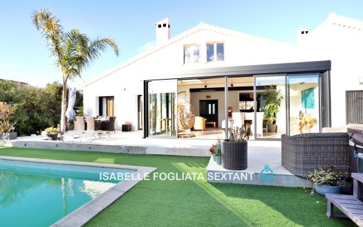 Renovated villa with swimming pool