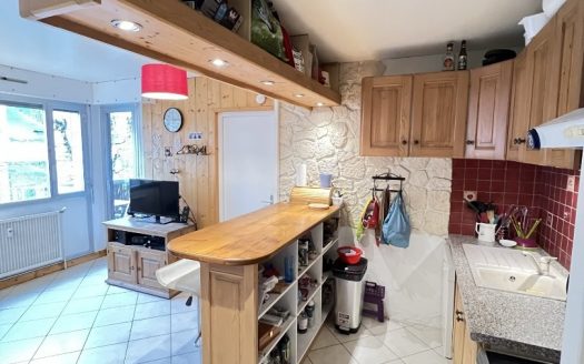 T.2 apartment in the city center