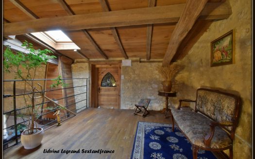 Bergerac Sud, large stone house for bed and breakfast or large family