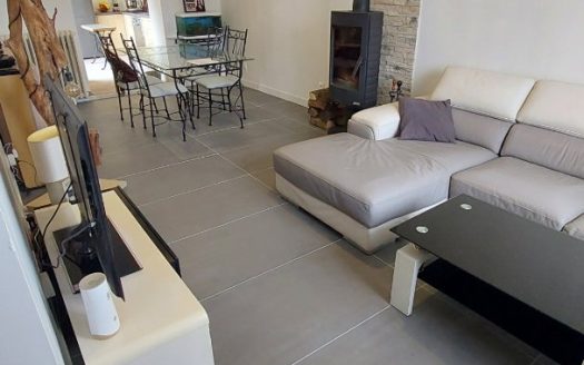 Renovated house 6 km from Soissons